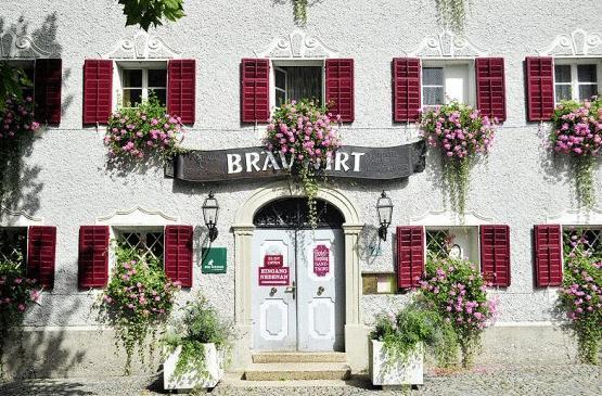 Hotel Gasthof Brauwirth แบร์กไฮม์ ภายนอก รูปภาพ