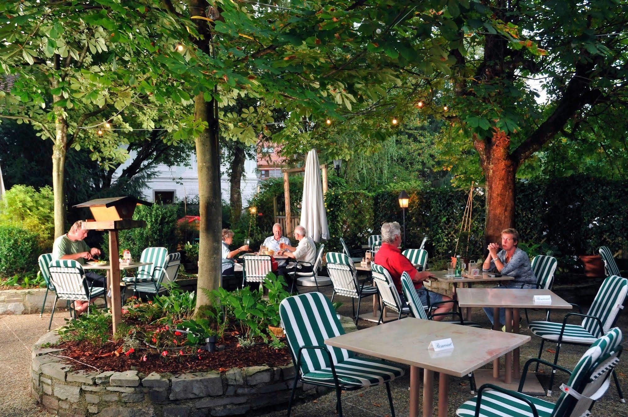 Gasthof Braeuwirt แบร์กไฮม์ ภายนอก รูปภาพ